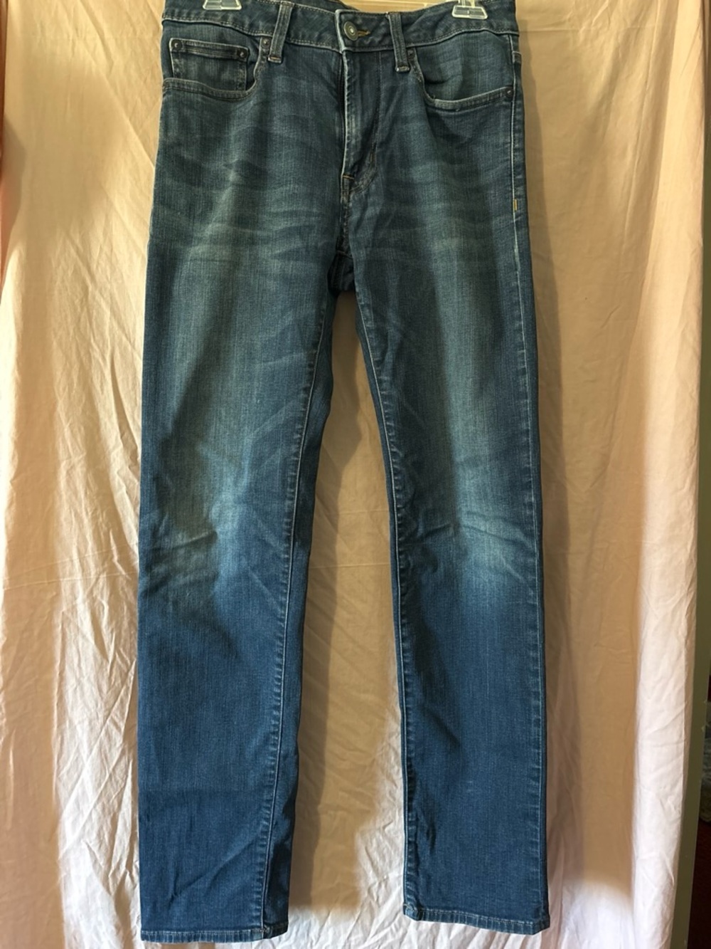 American Eagle Outfitters Men's Blue Straight-Leg Jeans